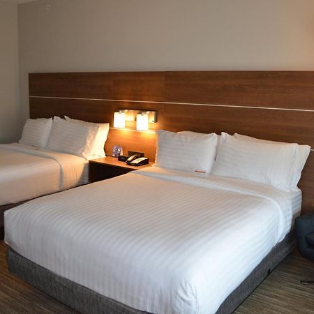 Holiday Inn Express & Suites - Charlotte Ne - University Area By Ihg Kültér fotó