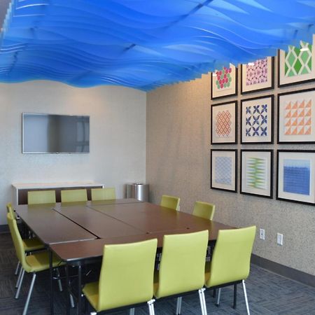 Holiday Inn Express & Suites - Charlotte Ne - University Area By Ihg Kültér fotó