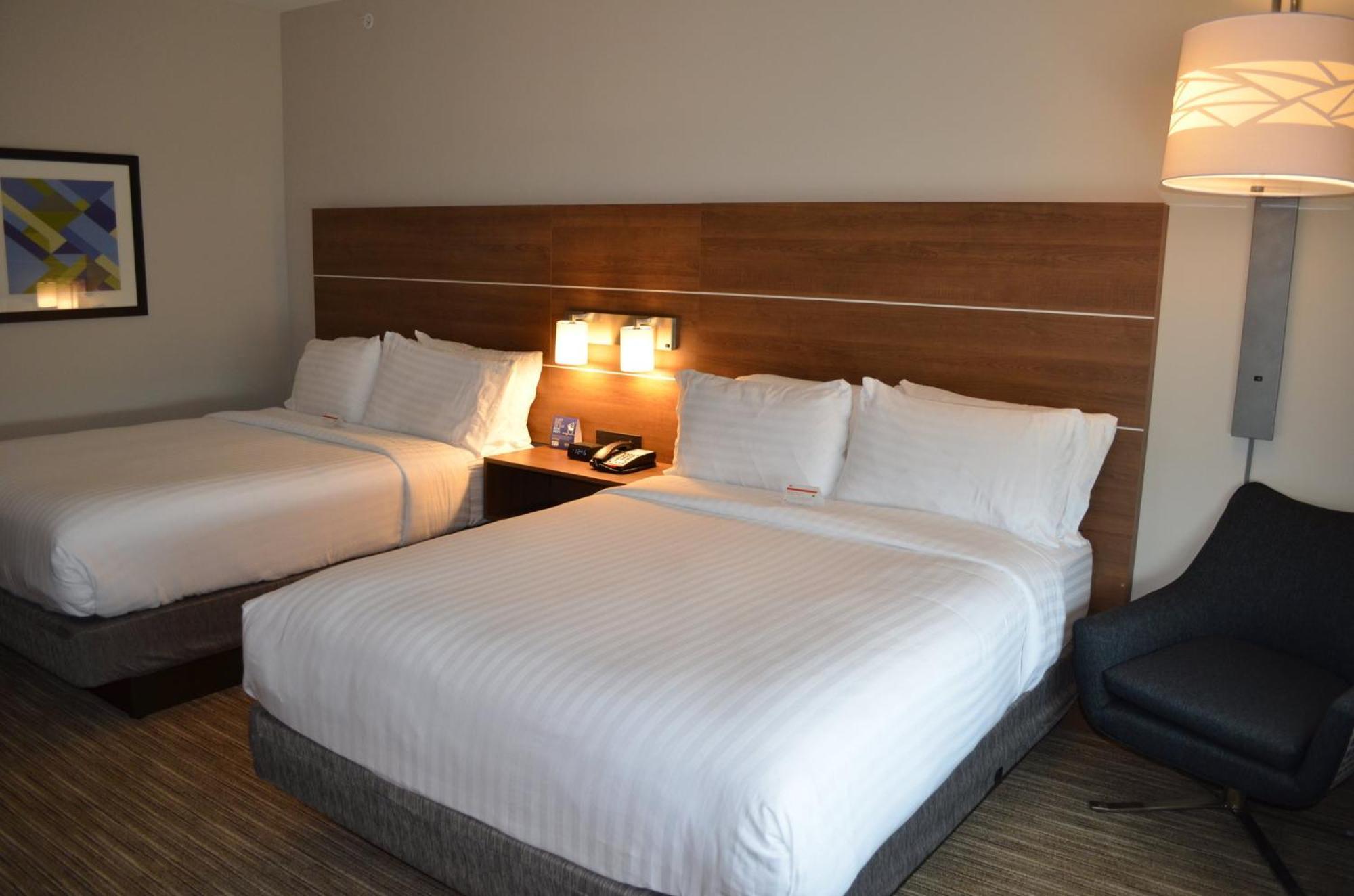 Holiday Inn Express & Suites - Charlotte Ne - University Area By Ihg Kültér fotó