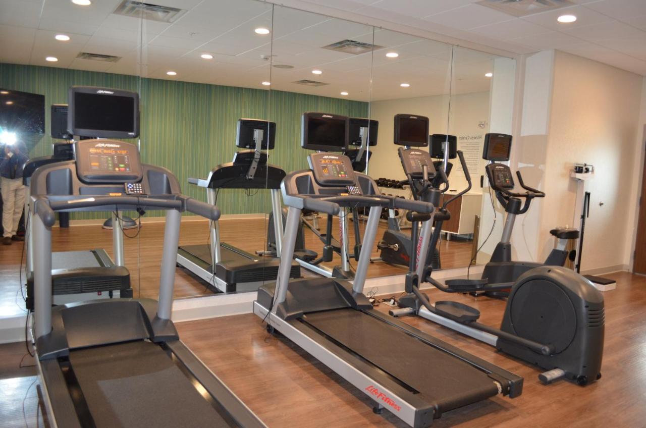 Holiday Inn Express & Suites - Charlotte Ne - University Area By Ihg Kültér fotó