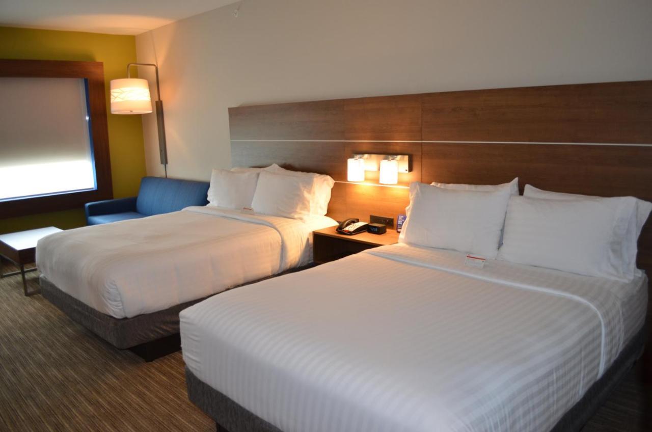 Holiday Inn Express & Suites - Charlotte Ne - University Area By Ihg Kültér fotó